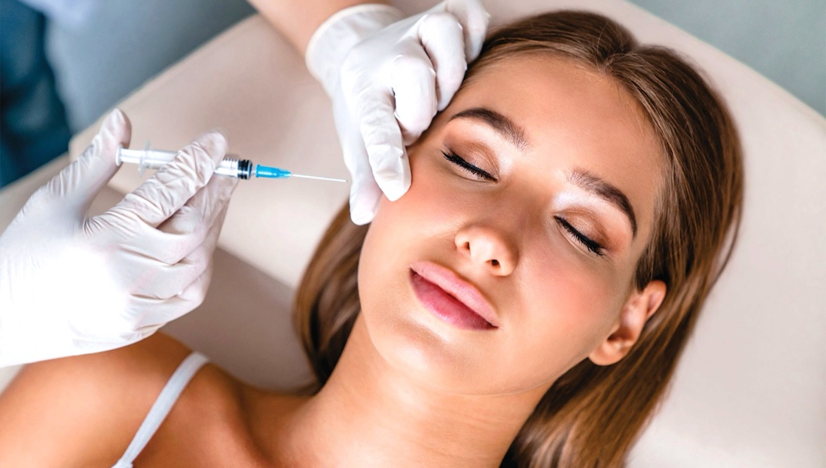 Aesthetic treatment being carried out in the clinic